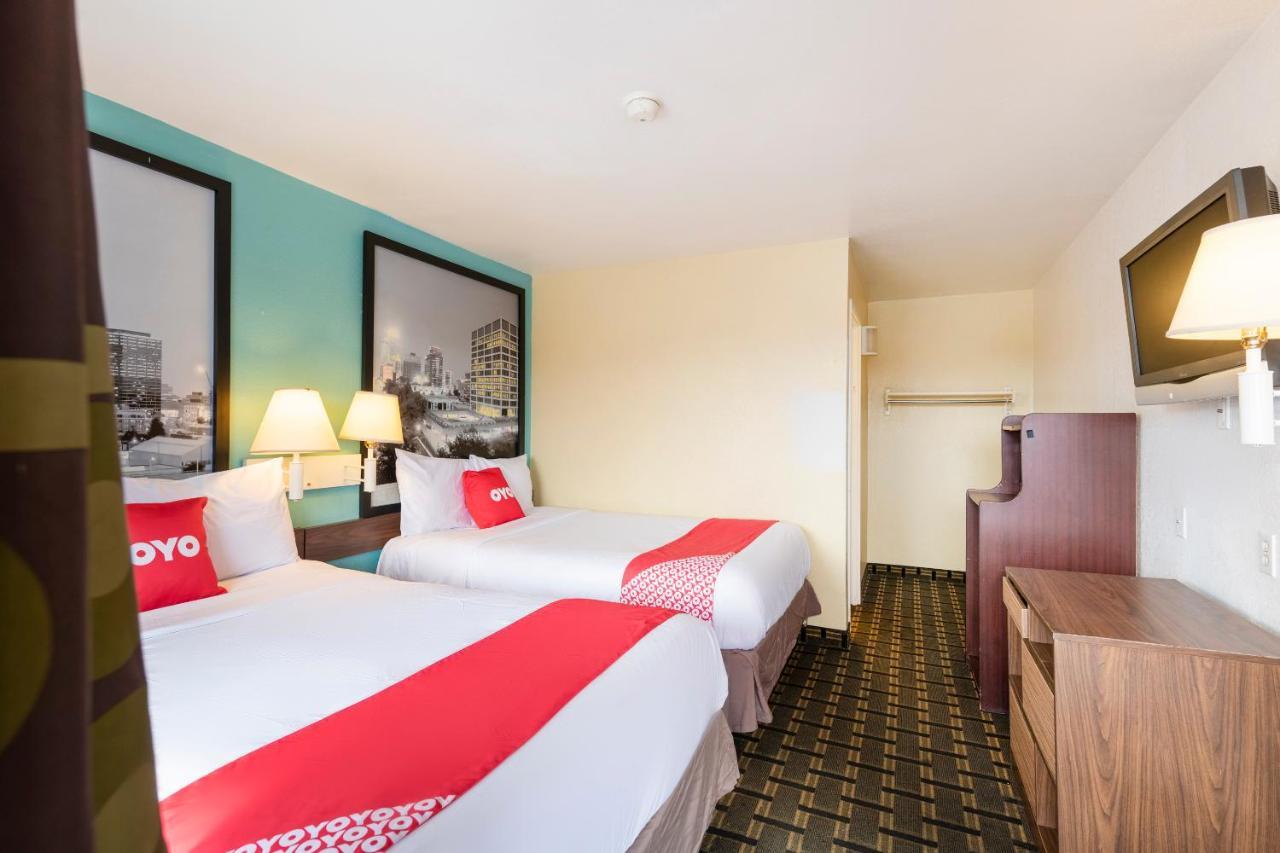 Oyo Hotel Tulsa Ok I-44/Route 66 Екстер'єр фото